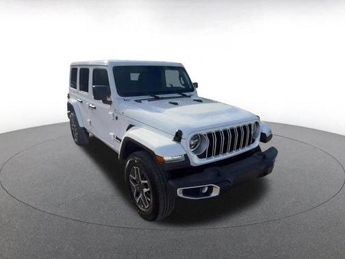 2025 Jeep Wrangler 4-Door Sahara 4x4