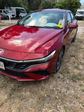 2025 Hyundai ELANTRA SEL