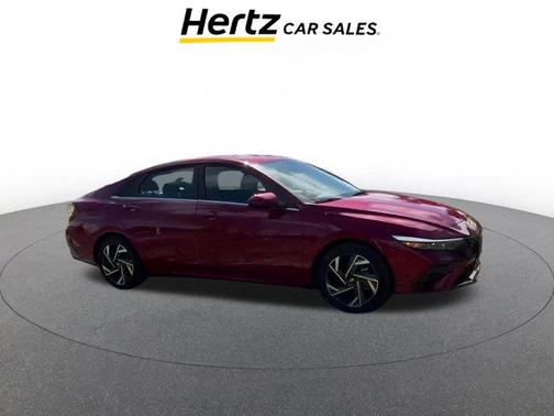 2025 Hyundai ELANTRA SEL