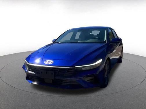 2025 Hyundai ELANTRA HEV Limited