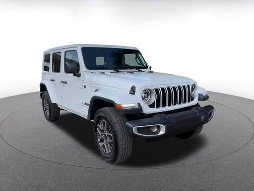 2025 Jeep Wrangler 4-Door Sahara 4x4