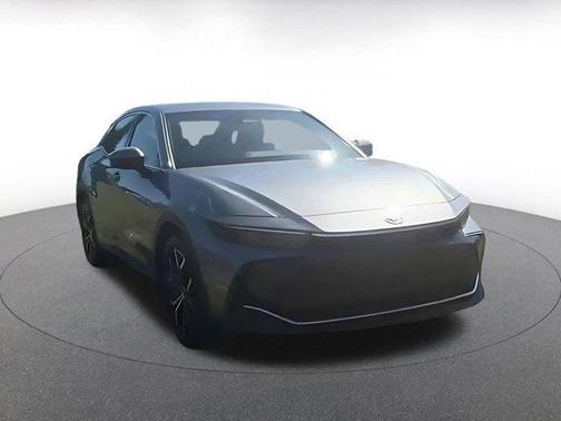 2025 Toyota Crown XLE