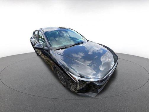 Interstellar Gray 2025 Kia K4 LXS