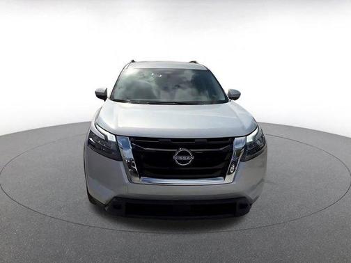 2025 Nissan Pathfinder SV FWD