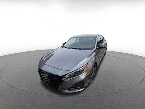 2025 Nissan Altima SR FWD