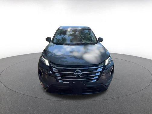 Gun Metallic 2025 Nissan Rogue SV