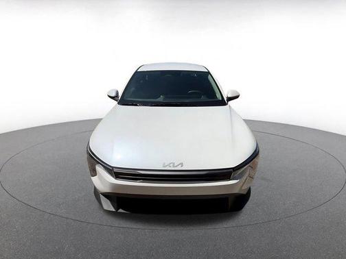 Snow White Pearl 2025 Kia K4 LXS