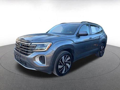 2025 Volkswagen Atlas 2.0T SE w/Technology 4MOTION