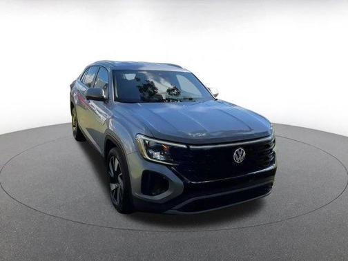 2024 Volkswagen Atlas Cross Sport 2.0T SE w/Technology 4MOTION