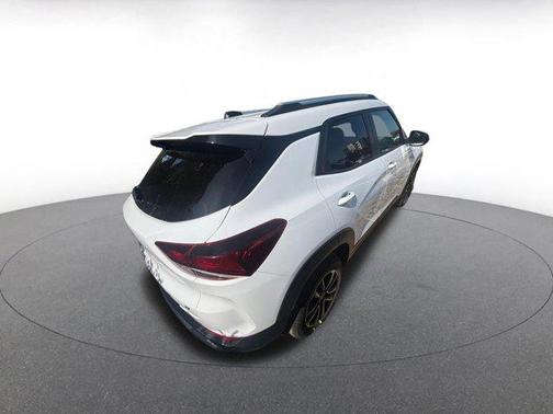 Summit White 2025 Chevrolet Trailblazer LT
