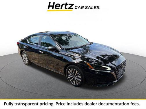 Super Black 2025 Nissan Altima SV FWD