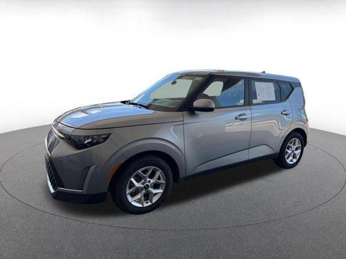 Steel Gray 2025 Kia Soul LX