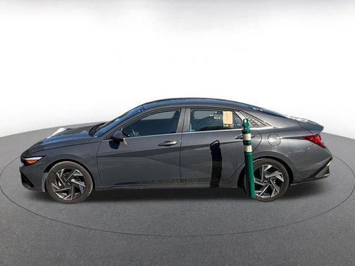 2025 Hyundai ELANTRA HEV Limited