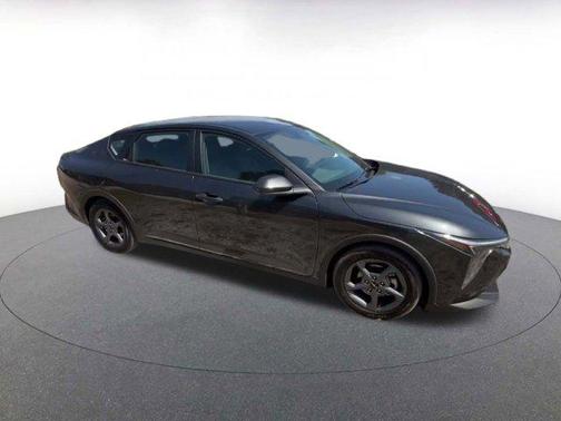 Interstellar Gray 2025 Kia K4 LXS