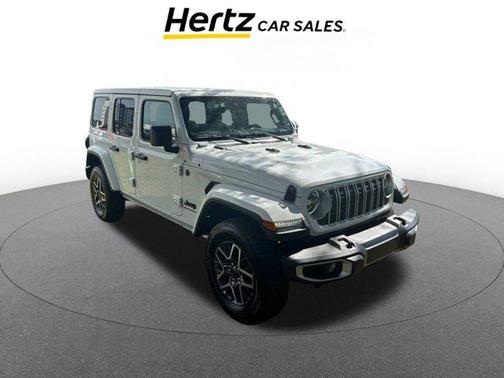 2025 Jeep Wrangler 4-Door Sahara 4x4