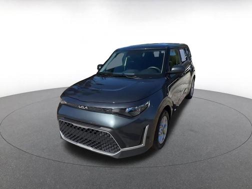 Gravity Gray 2025 Kia Soul LX