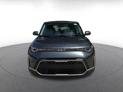 Gravity Gray 2025 Kia Soul LX