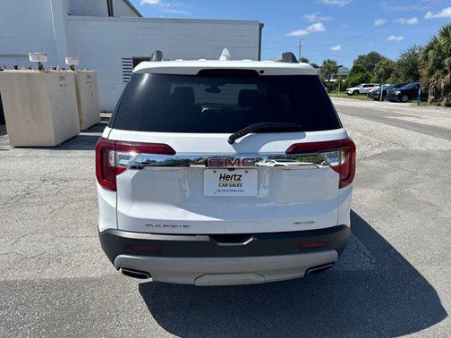2023 GMC Acadia AWD SLT