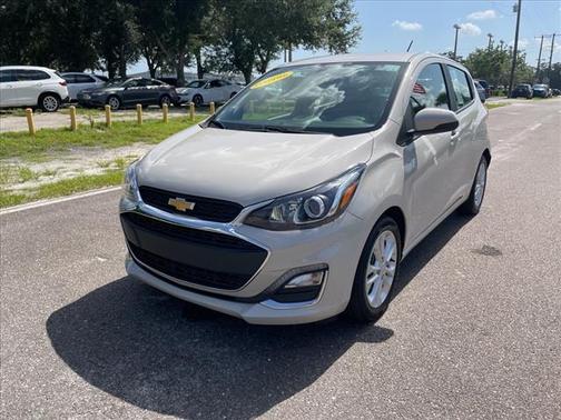 Photo 3 of 26 of 2020 Chevrolet Spark 1LT
