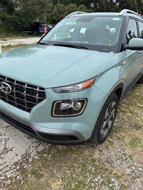 2025 Hyundai VENUE SEL