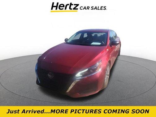 2025 Nissan Altima SV FWD