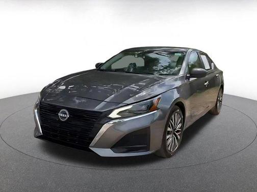 Gun Metallic 2025 Nissan Altima SV FWD