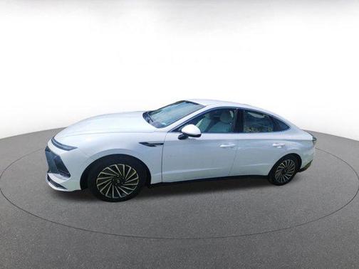 2024 Hyundai SONATA Hybrid SE
