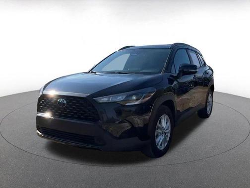 2025 Toyota Corolla Cross LE