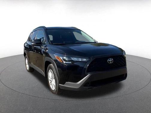 2025 Toyota Corolla Cross LE