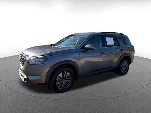 2025 Nissan Pathfinder SV FWD