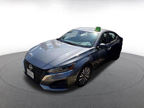 Gun Metallic 2025 Nissan Altima SV FWD