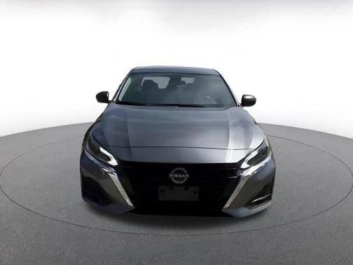 Gun Metallic 2025 Nissan Altima SV FWD