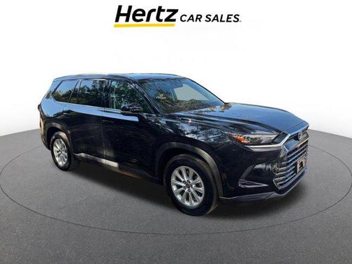 2025 Toyota Highlander LE
