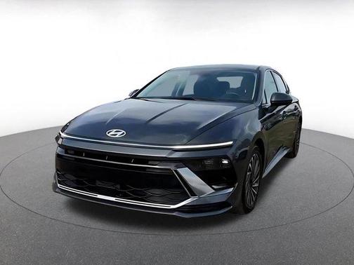 2025 Hyundai SONATA Hybrid SE