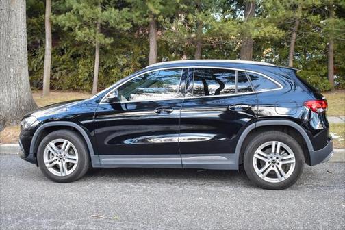 2021 Mercedes-Benz GLA 250 Base 4MATIC