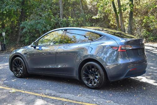 2021 Tesla Model Y Long Range Dual Motor All-Wheel Drive