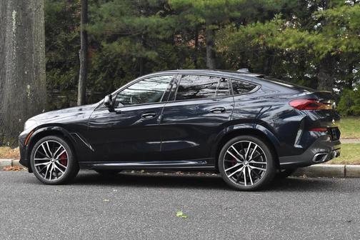 2021 BMW X6 xDrive40i