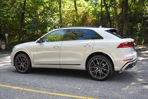 2021 Audi Q8 55 Premium Plus