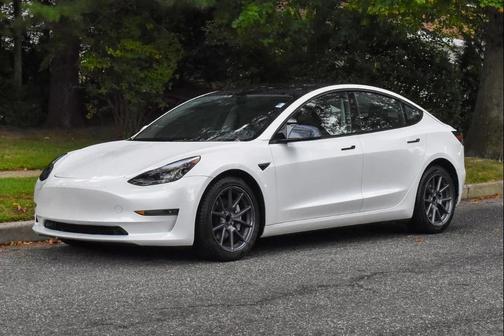 2023 Tesla Model 3 Standard Range