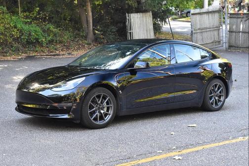 2023 Tesla Model 3 Standard Range