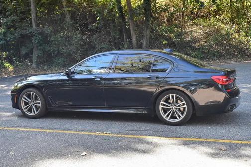 2019 BMW 740 xDrive