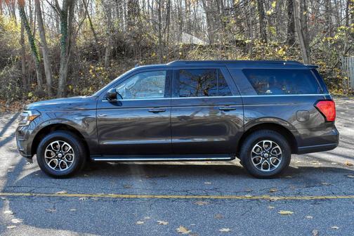 2023 Ford Expedition Max XLT