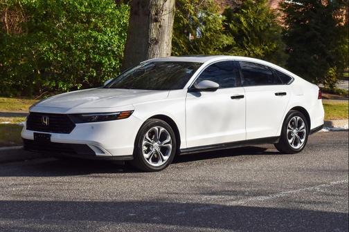 Platinum White Pearl 2024 Honda Accord Hybrid EX-L