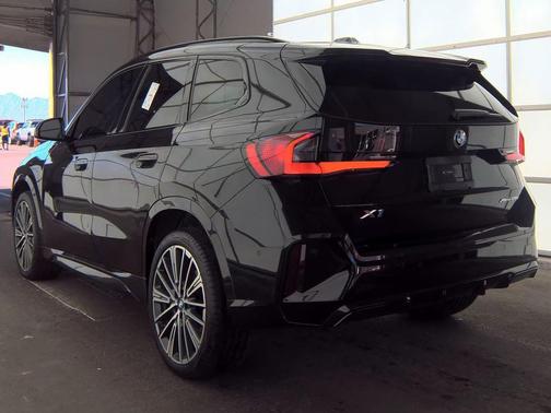 Black 2023 BMW X1 xDrive28i