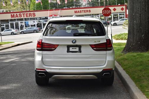 White 2018 BMW X5 xDrive35i