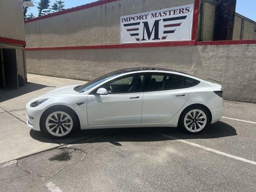 2022 Tesla Model 3 Long Range