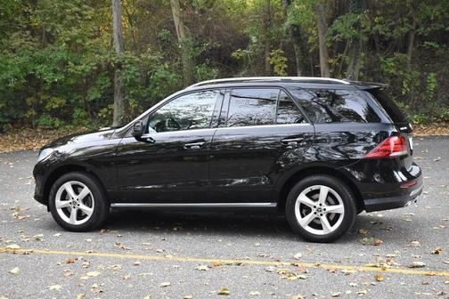 2019 Mercedes-Benz GLE 400 Base 4MATIC