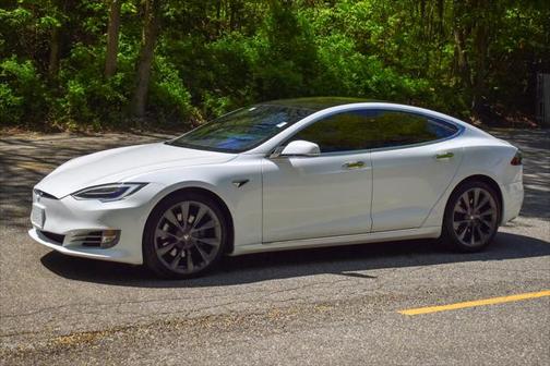 2021 Tesla Model S Long Range