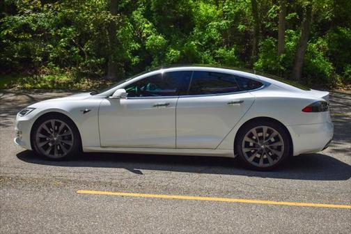 2021 Tesla Model S Long Range