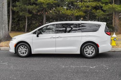 2025 Chrysler Pacifica L
